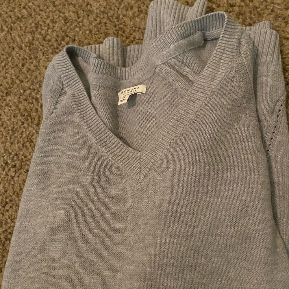 Gray sweater